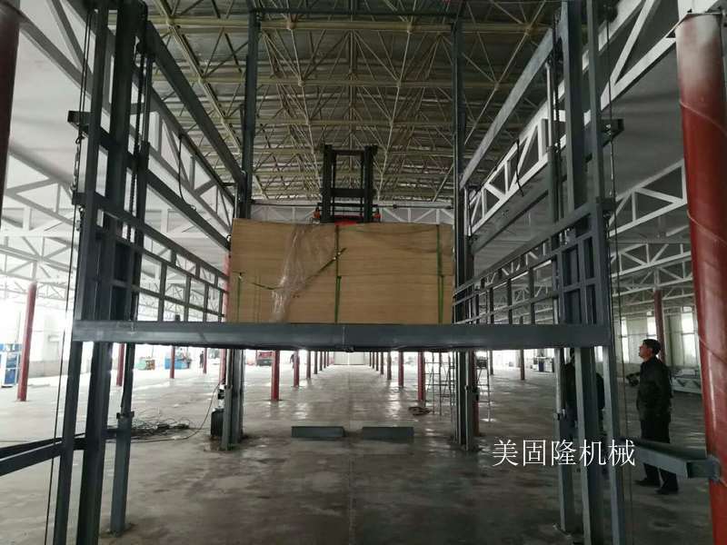 信阳导轨式升降机厂家